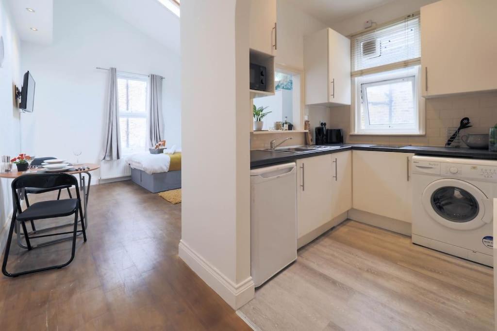 Apartamento S1 Modern In Kilburn Londres